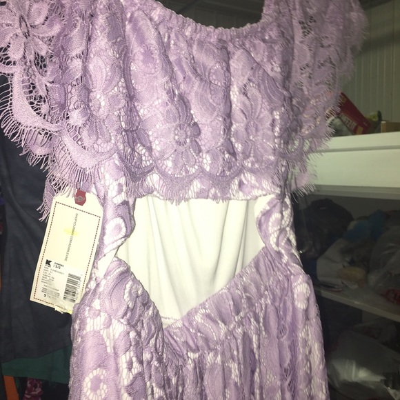 Adam Levine Off The Shoulder Purple Lace Dresses - Picture 3 of 4